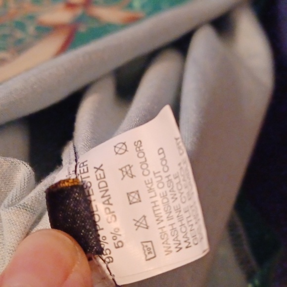 💙🏍Green Christmas Tree Women's Top With Pickaboo Sleeves - Picture 10 of 13